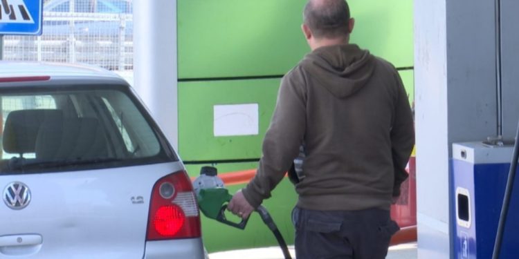 Ulet akoma më shumë nafta, BORDI vendos ÇMIMET e reja të karburanteve: Nga sot kushton…