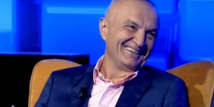 A ju ka marrë malli për Partinë Socialiste? Meta shkrihet së qeshuri: Është një…