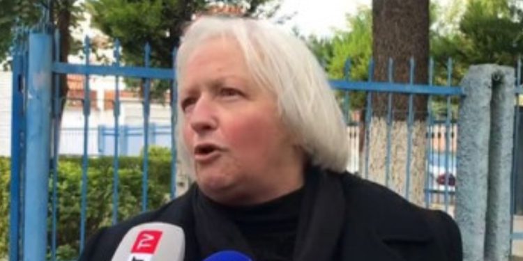 E moshura nga Elbasani në protestë: Jam gati ta vras Edi Ramën, hallall i kam 30 vite burg…