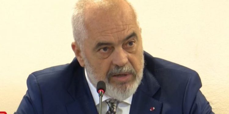 Rama e zbulon: Ja kur do bëhet fluturimi i parë nga aeroporti i Vlorës…