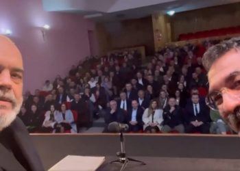 Rama shfaqet në krah të Çuçit: O Berat ç’e pate fat këtë Partinë Socialiste, ja mesazhi për…