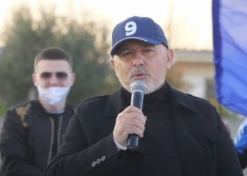 Dorëheqja e Rushajt, kush është biznesmeni i minierave të kromit që merr mandatin e PD-së…