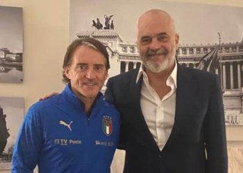 Rama pret në Kryeministri trajnerin e njohur Roberto Mancini, gjithçka gati për Shqipëri-Itali…