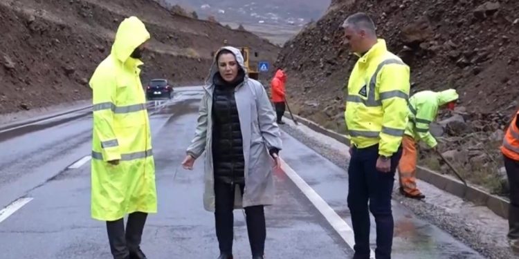 Situata nga moti i keq, ministrja Balluku në terren: Prej 15 dhjetorit, nis…