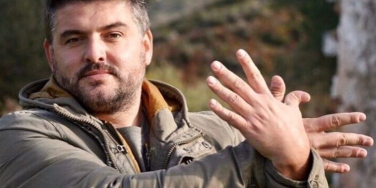 Prej shumë vitesh në ‘Top Channel’, Marin Mema njofton ndërprerjen e transmetimit të emisionit