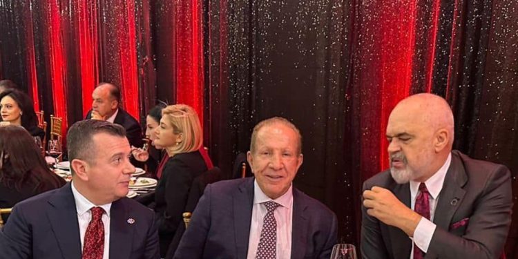 Krah Ramës dhe Ballës, Behgjet Pacolli publikon foto nga dreka: Së bashku…