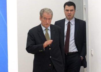 Basha i përgjigjet “flakë për flakë” Berishës: Non grata hapi thesin e shpifjeve…