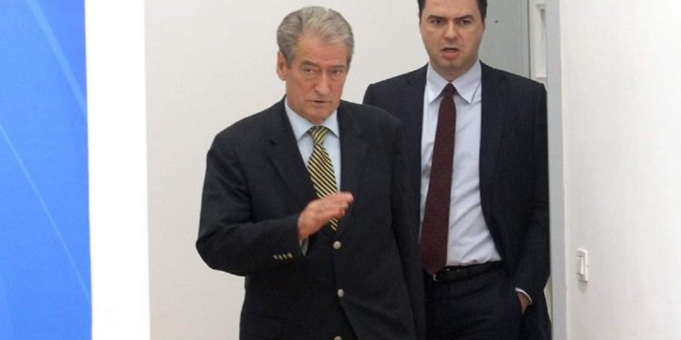 Basha i përgjigjet “flakë për flakë” Berishës: Non grata hapi thesin e shpifjeve…