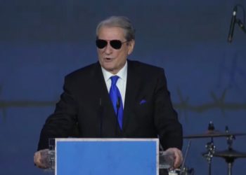Dy ditë pas grushtit, Berisha ashpërson tonet: Jemi gati të luftojmë! Mjer ti që ke…