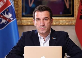 Erion Veliaj feston sot ditëlindjen, ja sa vjeç bën kryetari i Tiranës!