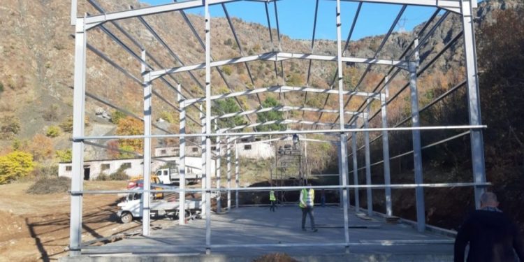 Lajm i mirë për fermerët, nis ndërtimi i një tjetër “Pike Grumbullimi” në zonën e…