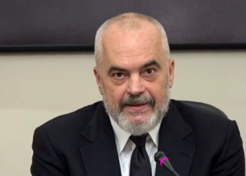 Tensionet në veri të Kosovës, Rama reagon në mbrëmje vonë: Ja kërkesa e SHBA për ata që…