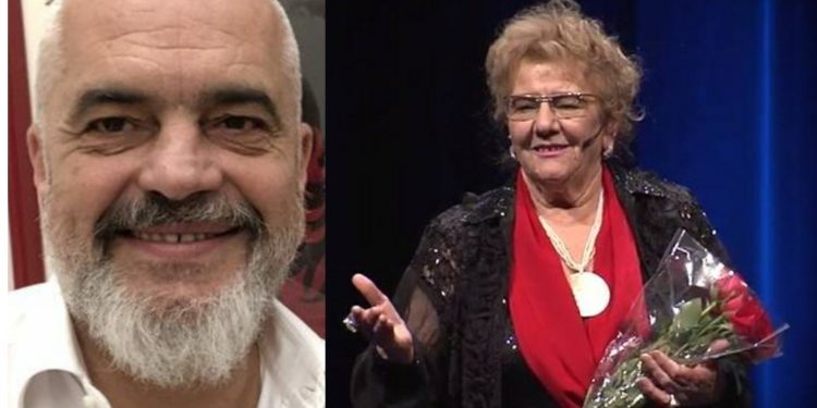 Urimi nga Rama/ Artistja e madhe Tinka Kurti sot ka ditëlindjen, ja sa vjeç mbush…