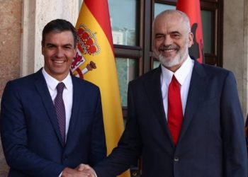 Kryeministri spanjoll i shkruan Ramës: Ja pse do të mungoj në Samitin e 6 Dhjetorit…