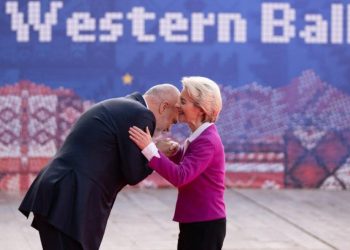 I puth dorën Von der Leyen, Rama bën “gjestin” mirënjohës ndaj Presidentes së KiE…