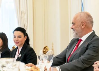 Balluku zbulon lajmin/ Në krah të Ramës, merret vendimi: Në Shqipëri së shpejti do të hapet…