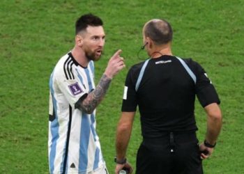Akuza të rënda të Messit: Gjyqtari donte të ndikonte ndeshjen, FIFA nuk mund…