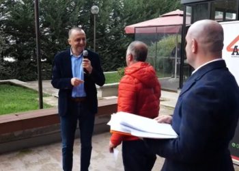 Banorët e Kombinatit marrin legalizimet, Lame: Vendimi i ri i Qeverisë për ndërtuesit do të…
