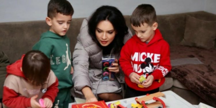 Spiropali vizitë në dy familje në Shkodër, Rama: Ofrojmë ndihmë për…