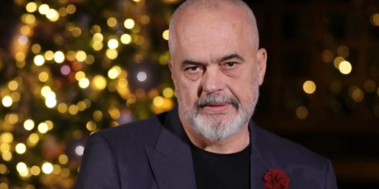 Nata e Vitit të Ri/ Rama me një mesazh “SPECIAL” uron Shqiptarët: Zoti iu bekoftë…