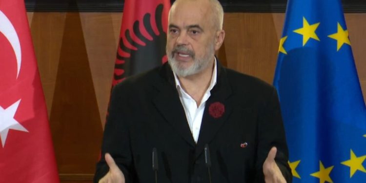 Firmos marrëveshjen/ Erdogan i jep “OK”, Rama e zbulon: Për herë të parë, Shqipëria blen…