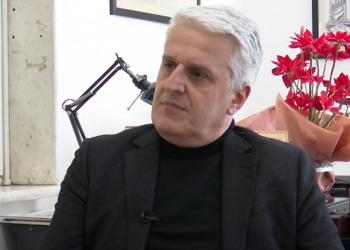 Pandeli Majko jep alarmin: Mos e nënvlersoni Vuçiçin, në veri të Kosovës po…