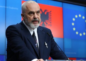 “Perënditë e BE-së erdhën në Shqipëri”, Rama nga Brukseli: Ne Shqiptarët sollëm…