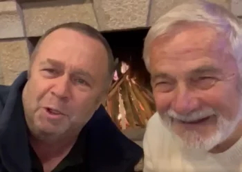 Gjergj Luca nxjerr videon me Viktor Zhustin: Ky burrë dashuron edhe 80 vjeç! Ishalla, t’i…