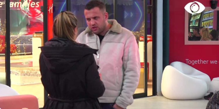 “Mos fol shumë me mua”, Banorja e Big Brother ia bën “8 me 2” Luizit…