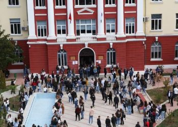 Viti 2023/ Ishin hequr prej shumë vitesh,  VENDIMI i Ministrisë: 6 ditë pushim për…