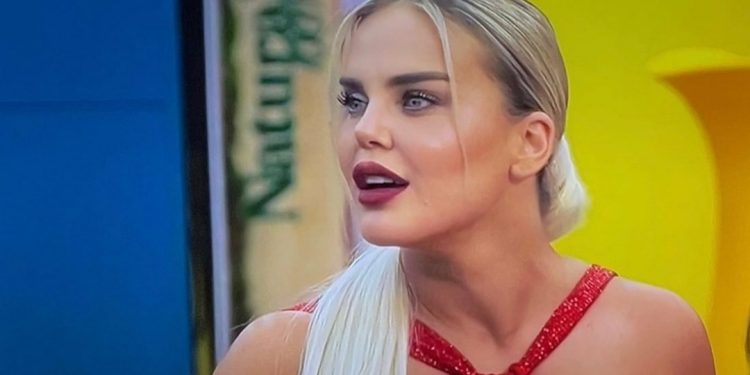 Kejvina Kthella: Mezi po pres të kem një bebe, por nuk ka meshkuj “profesionistë” që…