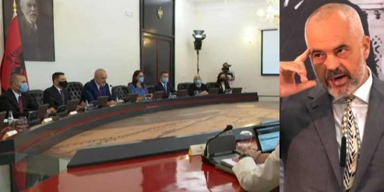 Viti i ri 2023 nis menjëherë me punët/ Rama mbledh ministrat, ja çfarë na pret…