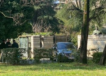 Ditët e para të vitit të ri nisin me zhvillime/ Rama mbledh ministrat te “Vila 30”, çfarë pritet të diskutojnë…