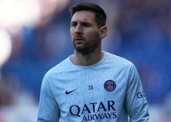 Siç i takon një kampioni, super pritja e PSG-së për Messin në stërvitje…
