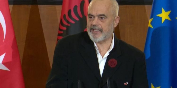 Takimi të martën në Tiranë/ Kryeministri Rama fton tryezë të përbashkët me…