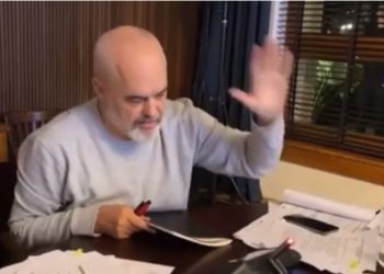 “2023 do ta bëjmë tërmet”, plas gallata në rrjet me “parashikimin” e Ramës…