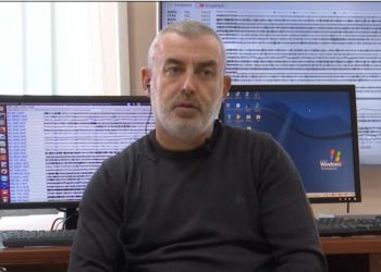 Tërmeti i fortë në vend, sizmiologu: Ka pasur rreth 62 pasgoditje, qytetarët të përgatiten për…