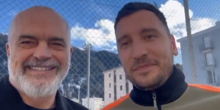 Rama ndodhet në Zvicër/ Befasohet nga djemtë Kosovarë: Janë pjesë e ushtrisë, mbrojnë…