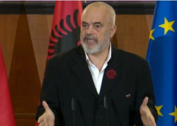 Akuzat me zyrtarin e FBI, Rama: Mal i madh mbarsur me fantazi dhe ligësi, do…