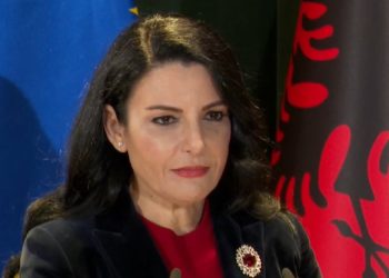 Balluku jep lajmin e MIRË: Kompania e madhe spanjolle do të nisë fluturimet nga Rinasi…