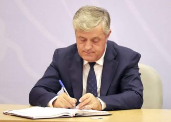 Rrumbullaku firmos emërimet e reja, ndryshohen shefat e komisariateve në disa qarqe…