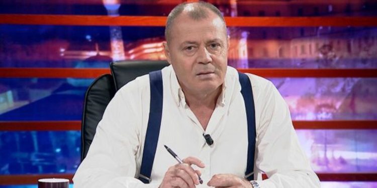 Nano: Pjesëmarrje e dobët? Edhe 2-3 mijë mbështetës Berisha i ka shumë! Është turp që…