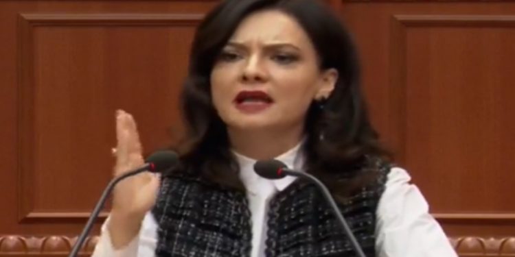 PD kërkoi përjashtimin e Spiropalit nga Kuvendi, Sekretariati i Etikës merr vendimin zyrtar…