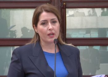 Mjekët në Shqipëri kryejnë ndërhyrjen e rrallë/ Manastirliu: Shpëtuam jetën e 27-vjeçarit që…