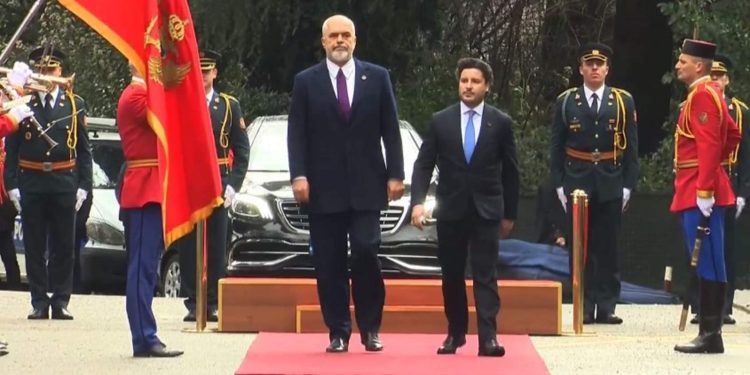 Mbledhja e dy qeverive/ Takimi Shqipëri – Mal i Zi, 9 marrëveshjet që do të firmosen…