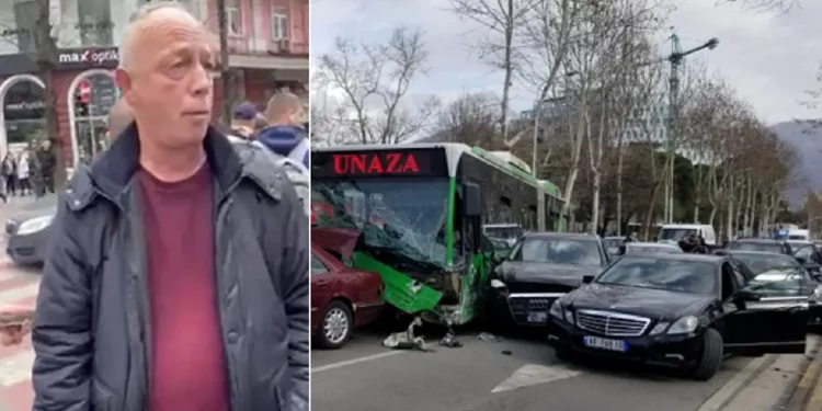 Ishte brenda në urban kur ndodhi aksidenti, qytetari: Shoferit i ra tensioni, iu përplas koka…