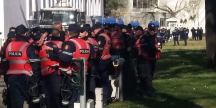 Protesta e Berishës/ Ç’do ndodhe? 1 mijë forca policie, ja rrugët që do bllokohen…