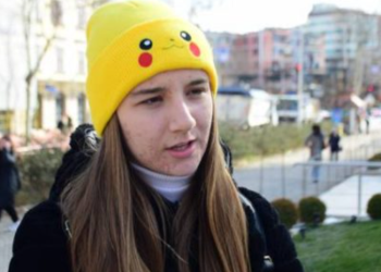 Gjesti i mrekullueshëm/ Studentja shqiptare dhuron paratë e bursës për të gjithë ata që…