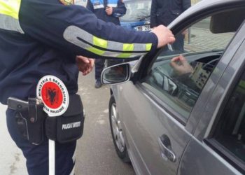Ndryshim i madh në Shqipëri/ LAJM I MIRË për shoferët, ulje e madhe e gjobave nëse…