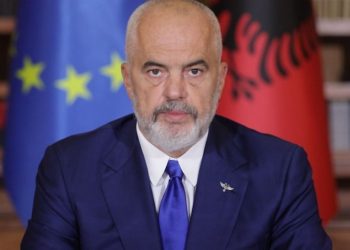 Rama jep LAJMIN E MIRË për Shqiptarët: Prej 20 Prillit, hiqen vizat me shtetin e madh….